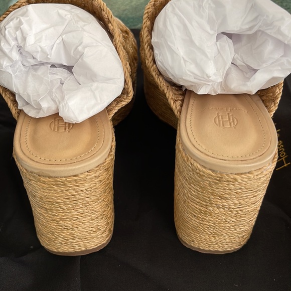 House of Harlow 1960 x REVOLVE Birdie Heel in Natural NWT - Picture 6 of 9